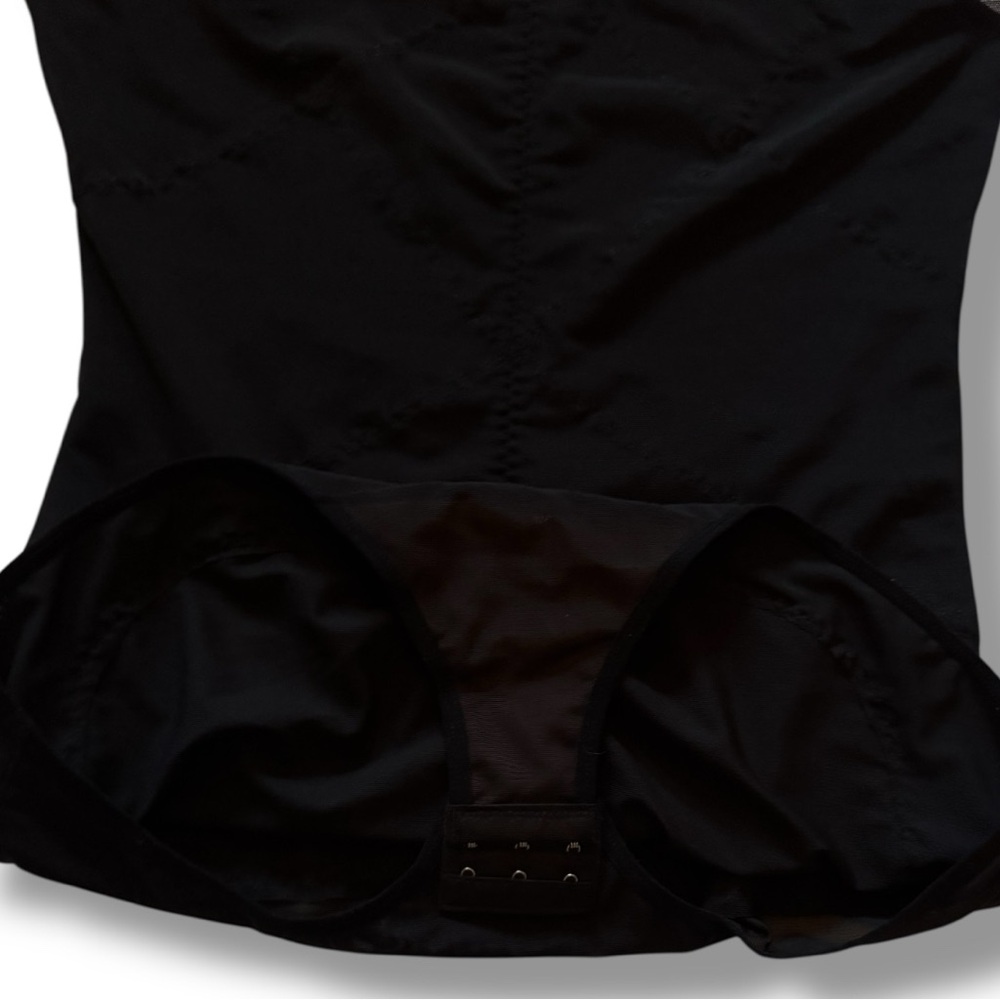 NWOT Black Mesh V-Neck Tummy Control Body Shaper Bodysuit - Plus Size 2XL - Picture 6 of 16